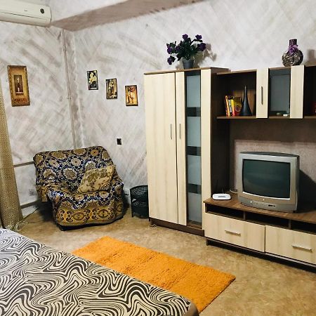 1 Room Apartment Odessa Esterno foto